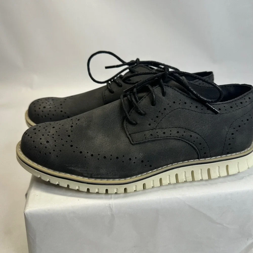 Steve Madden BMAT Mens Black Wingtip Brogue Oxford Shoes Contrast Lug Sole Sz 6